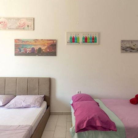 3Rd Floor Apartment Next To The Beachfront Iraklio Exteriér fotografie