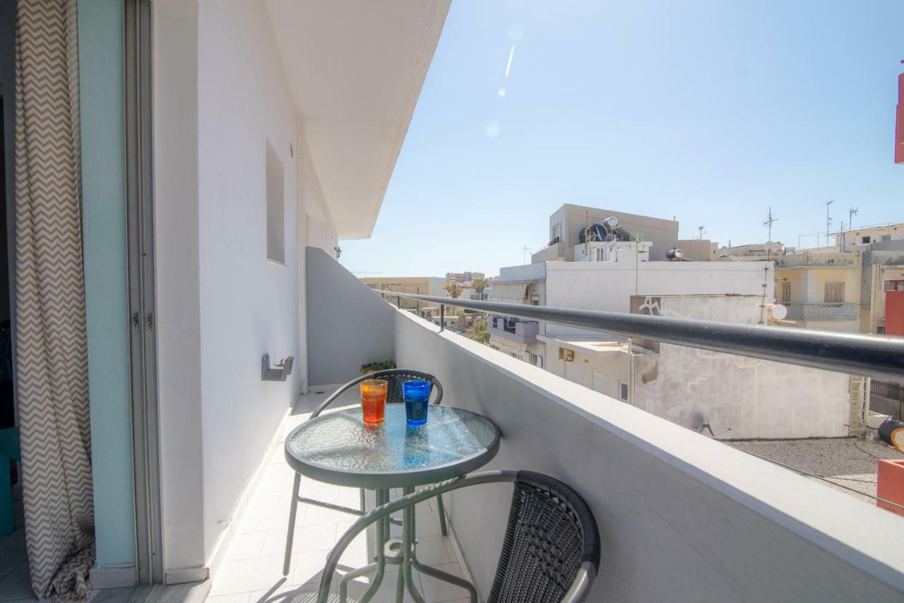 3Rd Floor Apartment Next To The Beachfront Iraklio Exteriér fotografie