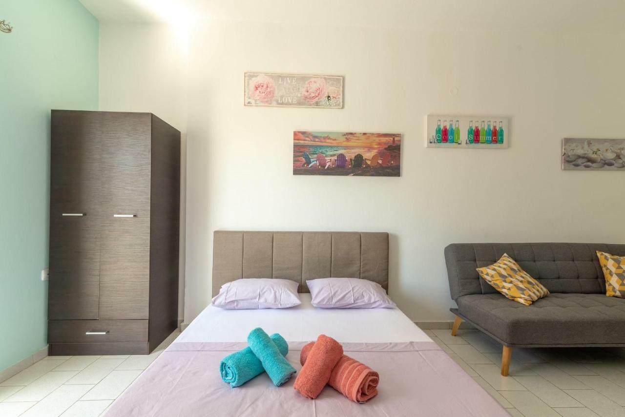 3Rd Floor Apartment Next To The Beachfront Iraklio Exteriér fotografie
