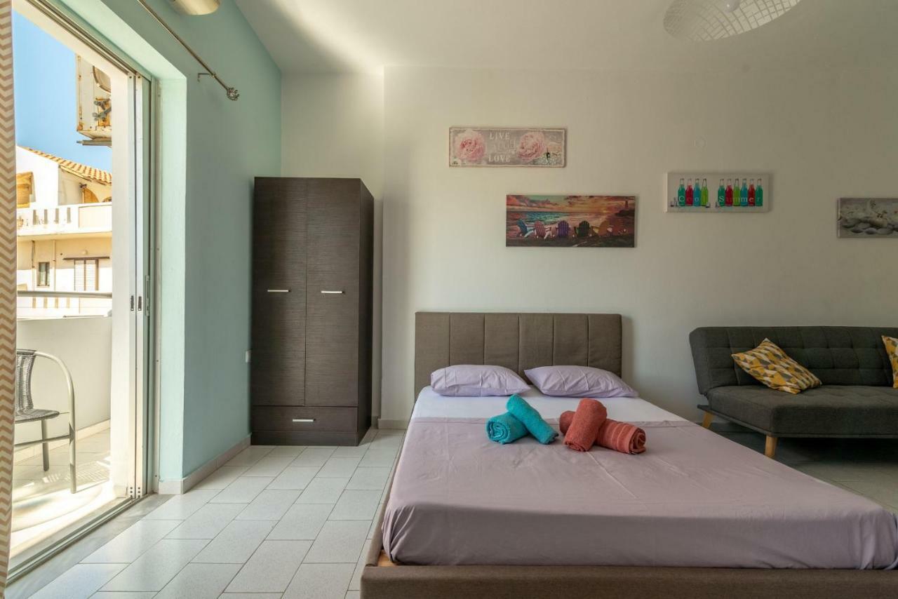3Rd Floor Apartment Next To The Beachfront Iraklio Exteriér fotografie